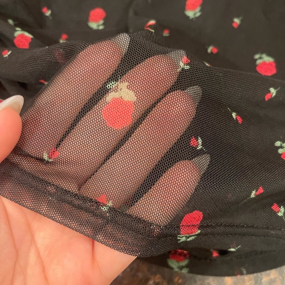Rose Top🌹 - Picture 5 of 6